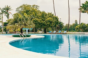 Inya Lake Hotel