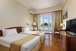 Inya Lake Hotel