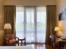 Inya Lake Hotel