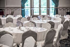Inya Lake Hotel