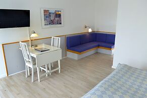 Hvalpsund Færgekro