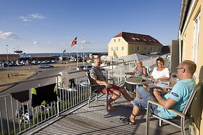 Hvalpsund Færgekro