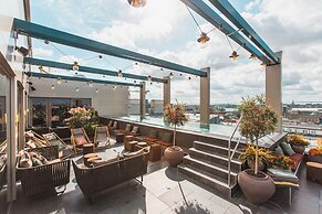 Downtown Camper by Scandic