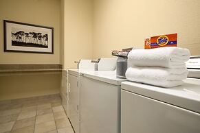 Country Inn & Suites by Radisson, Calgary-Northeast