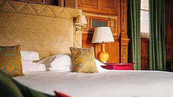 Cliveden House