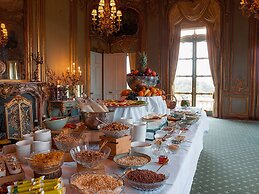 Cliveden House