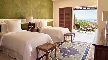 Four Seasons Resort Punta Mita