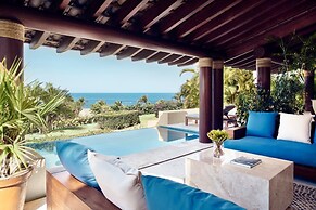 Four Seasons Resort Punta Mita