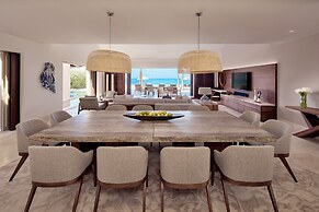 Four Seasons Resort Punta Mita