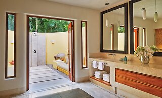 Four Seasons Resort Punta Mita