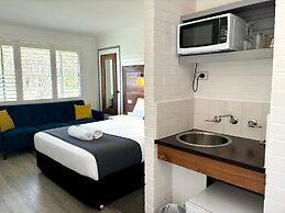 Pleasant Way River Lodge