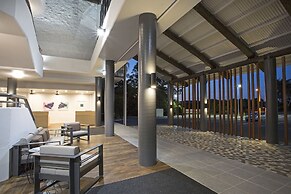 Mantra Club Croc