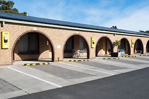Keith Motor Inn