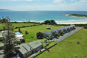 Diamond Island Resort & Penguin viewing