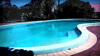 Karri Forest Motel