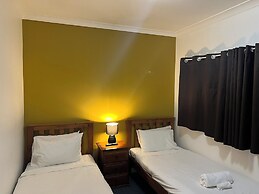 Karri Forest Motel