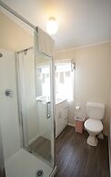 Alpers Lodge & Conference Centre