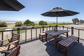 Beachfront Hotel