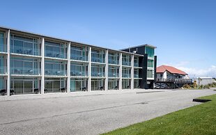 Beachfront Hotel