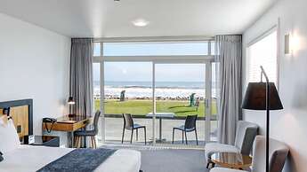 Beachfront Hotel