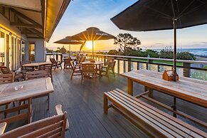 Beachfront Hotel