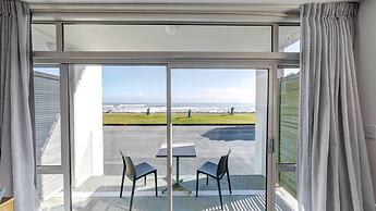 Beachfront Hotel
