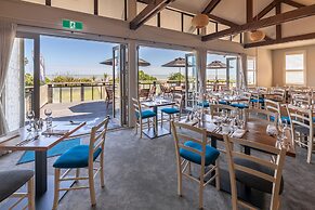 Beachfront Hotel