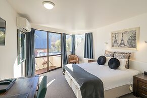 Melbourne Lodge