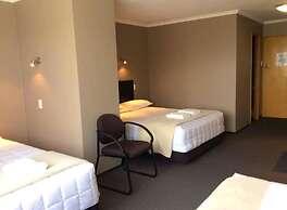 Fiordland Hotel