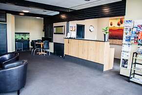 Fiordland Hotel