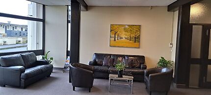 Fiordland Hotel