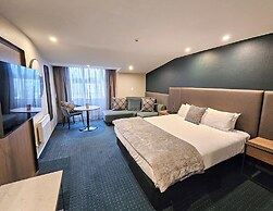 Distinction Luxmore Hotel