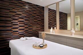 Crowne Plaza Muscat by IHG