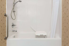 Days Inn & Suites by Wyndham Brooks