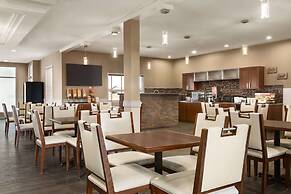 Days Inn & Suites by Wyndham Brooks