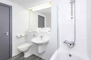 Sheffield Metropolitan Hotel by Belvilla