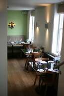 The Crown hotel