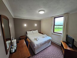 Marsh Farm Hotel