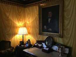 Prestonfield House
