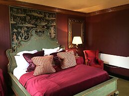 Prestonfield House