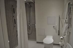 Holiday Inn Brighton Seafront by IHG