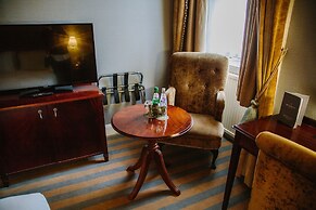 Dunkeld House Hotel