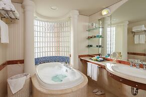 Herods Palace Hotel