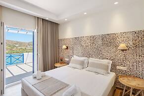 Dolphin Bay Seaside Resort & Suites