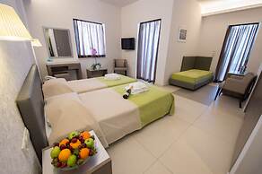 Astron Hotel