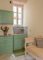 Pandora Suites