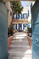 Pandora Suites