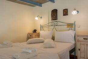 Pandora Suites