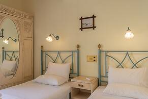 Pandora Suites