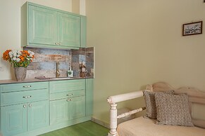 Pandora Suites